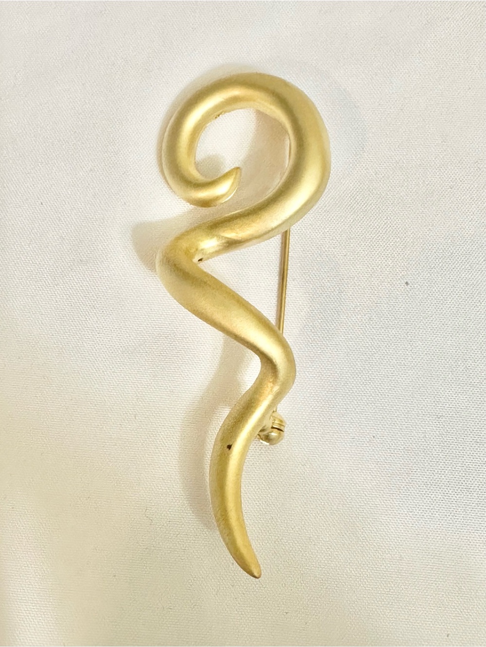 Vintage Matte Gold Plated Curved Swirl Brooch